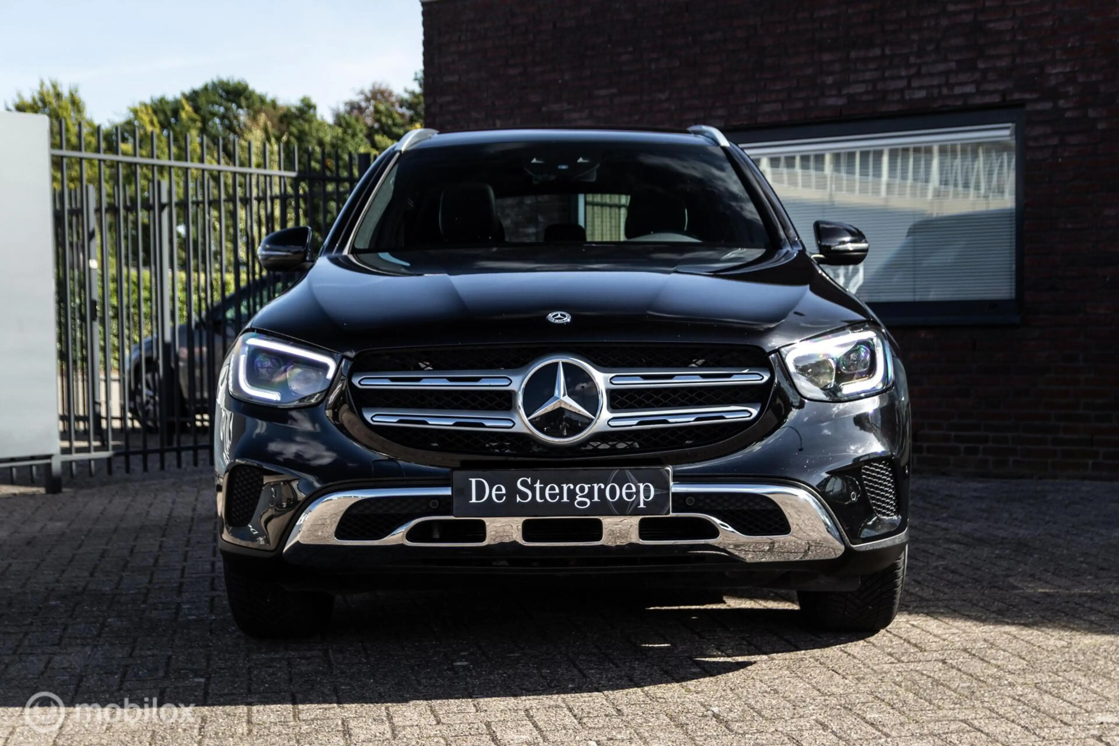 Mercedes-Benz GLC 200 4MATIC Premium — photo 3