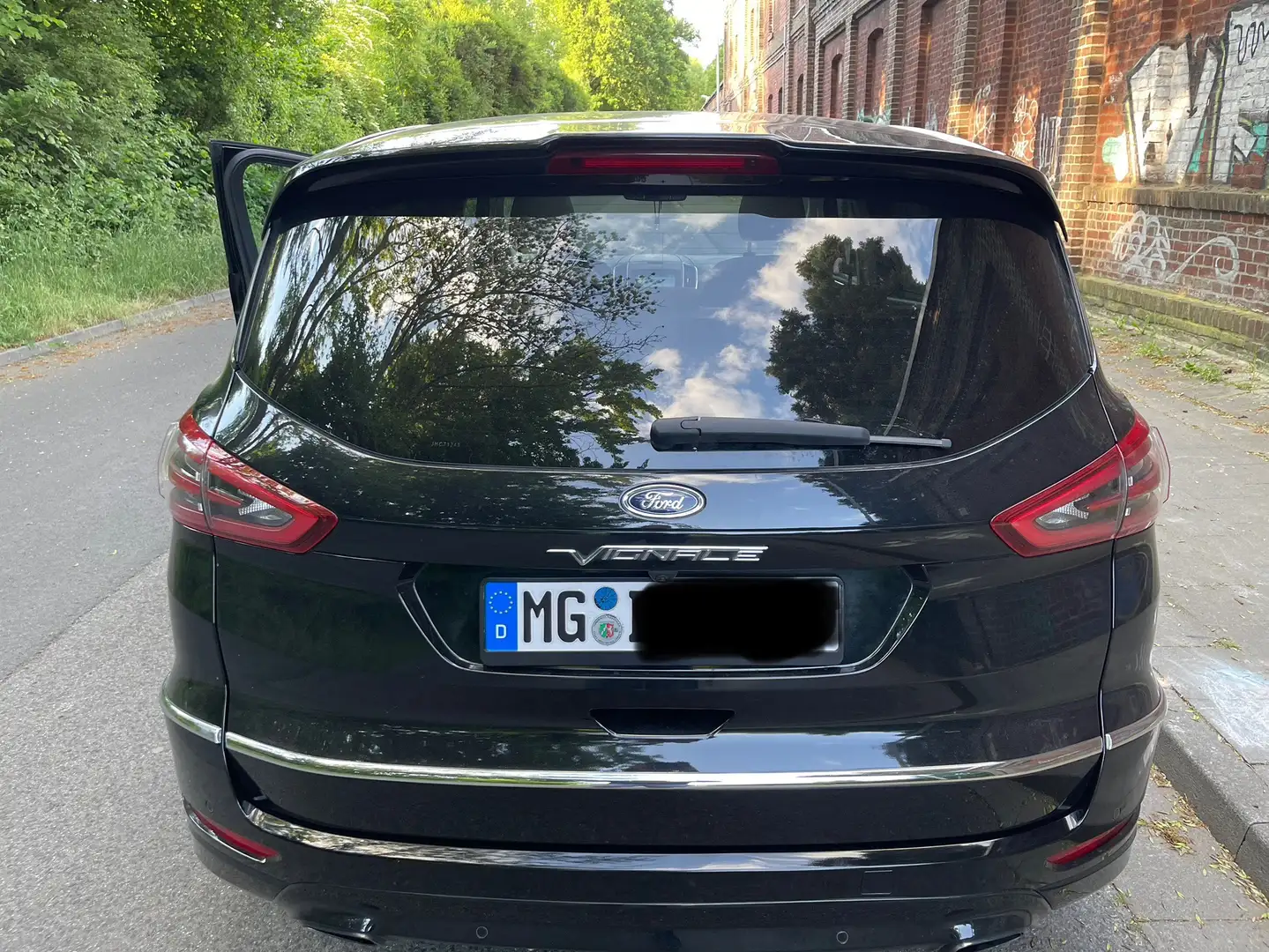 Ford S-Max 2.0 Eco Boost Aut. Start-Stopp Vignale Noir - 2