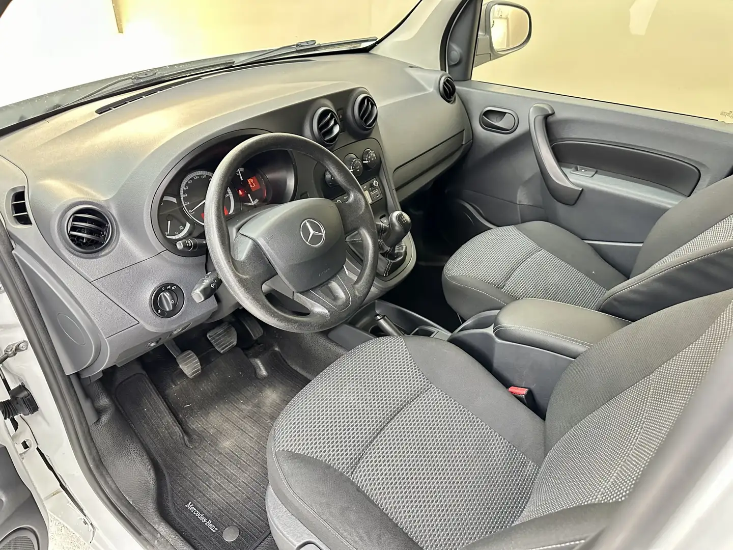 Mercedes-Benz Citan 108 CDI BlueEFFICIENCY, 75Pk, 2019, Origineel nede Wit - 2