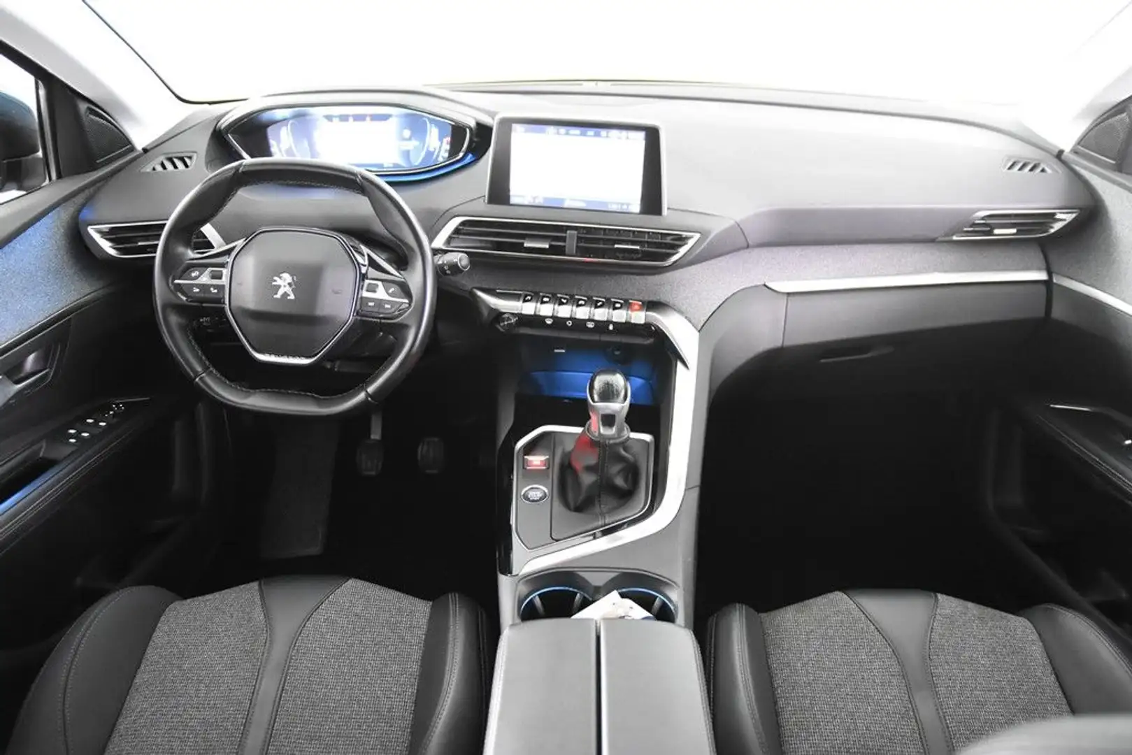 Peugeot 5008 Allure *1.Hand*7-Sitze*AHK*T-Leder* Grau - 2
