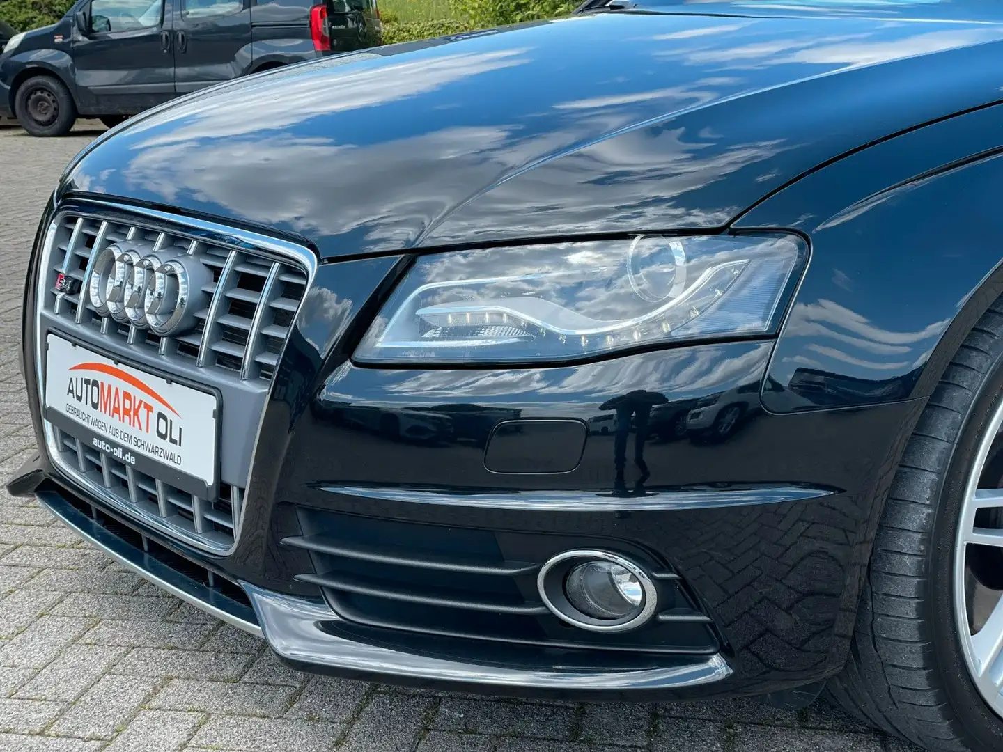 Audi S4 3.0 quattro Stronic*Navi*Klima*Sport*BiXenon Black - 2