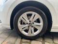 Volkswagen Golf VIII 1.5 TSI LED Navi Cam CarPlay GJ-Reifen Weiß - thumbnail 15
