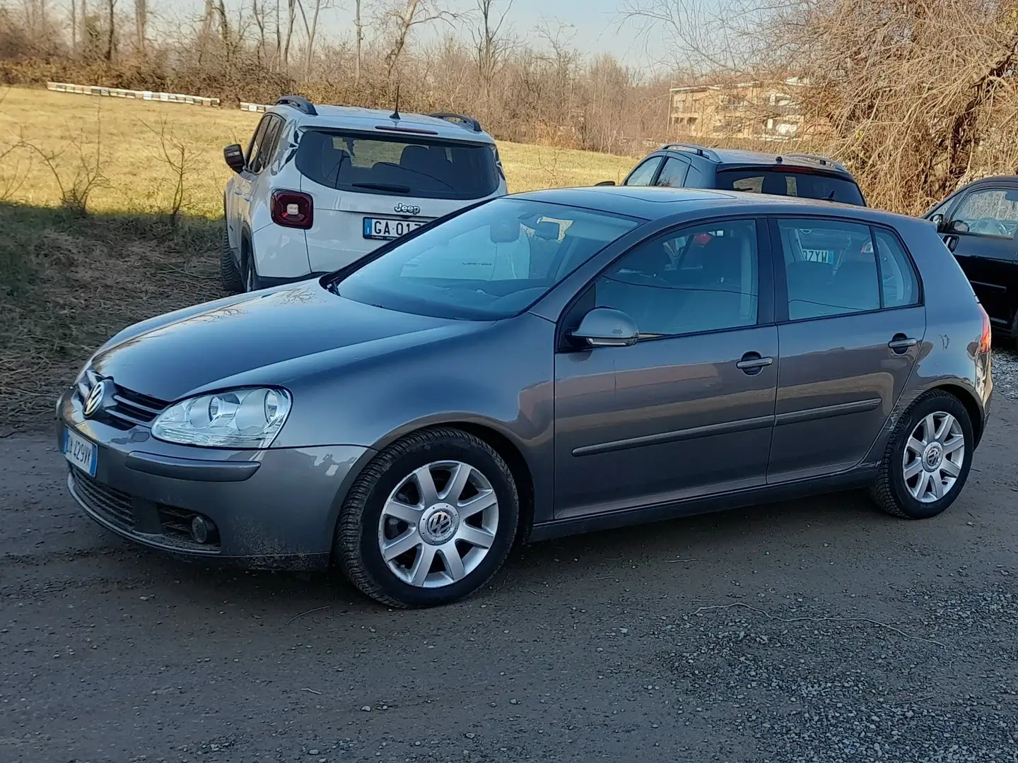 Volkswagen Golf Golf 5p 2.0 tdi Sportline 4motion Grijs - 2