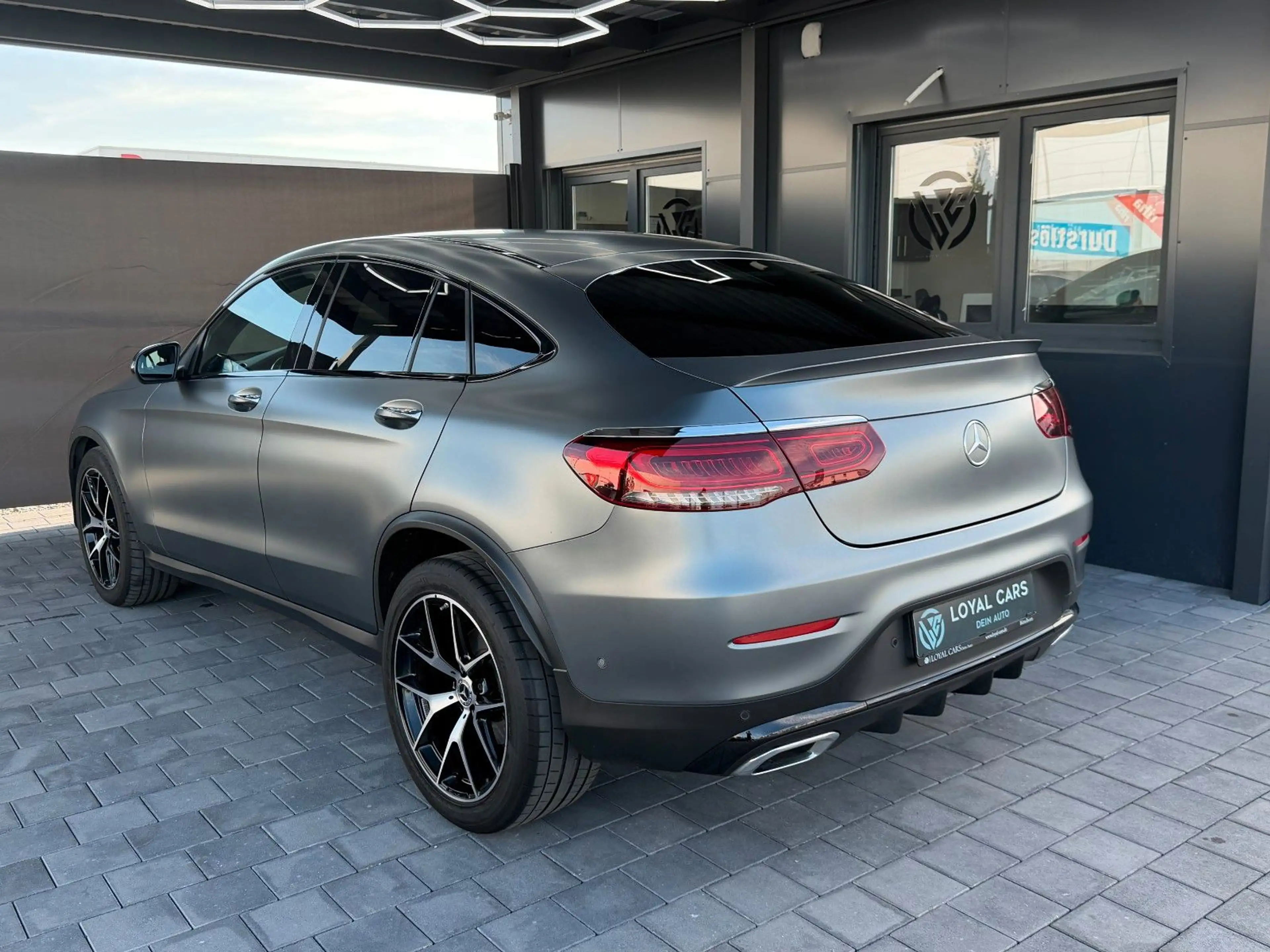 Mercedes-Benz GLC 200 Coupe 4M*AMG*MAGNO*360*LED*Wides*Dist+ — photo 8