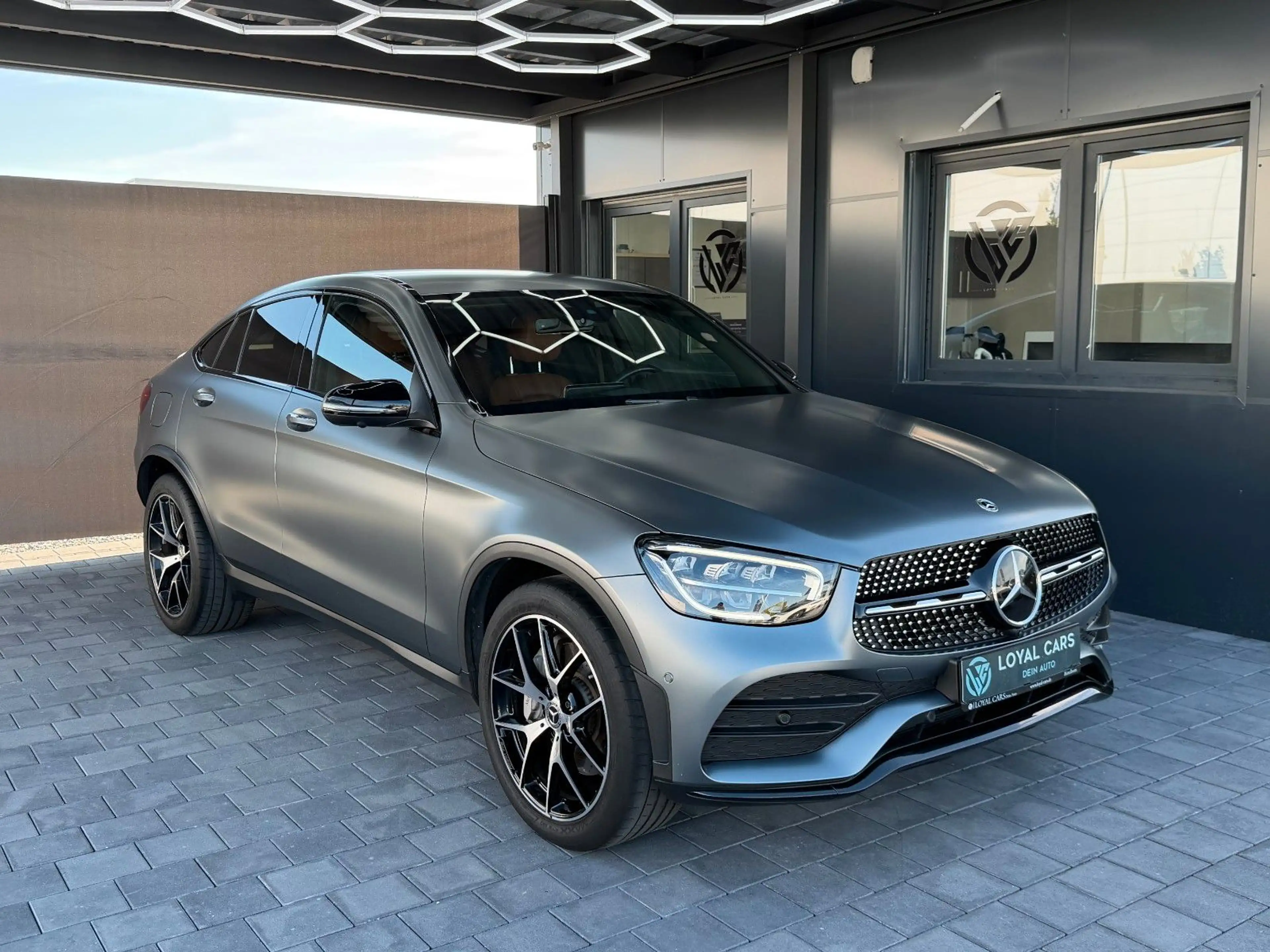 Mercedes-Benz GLC 200 Coupe 4M*AMG*MAGNO*360*LED*Wides*Dist+ — photo 7