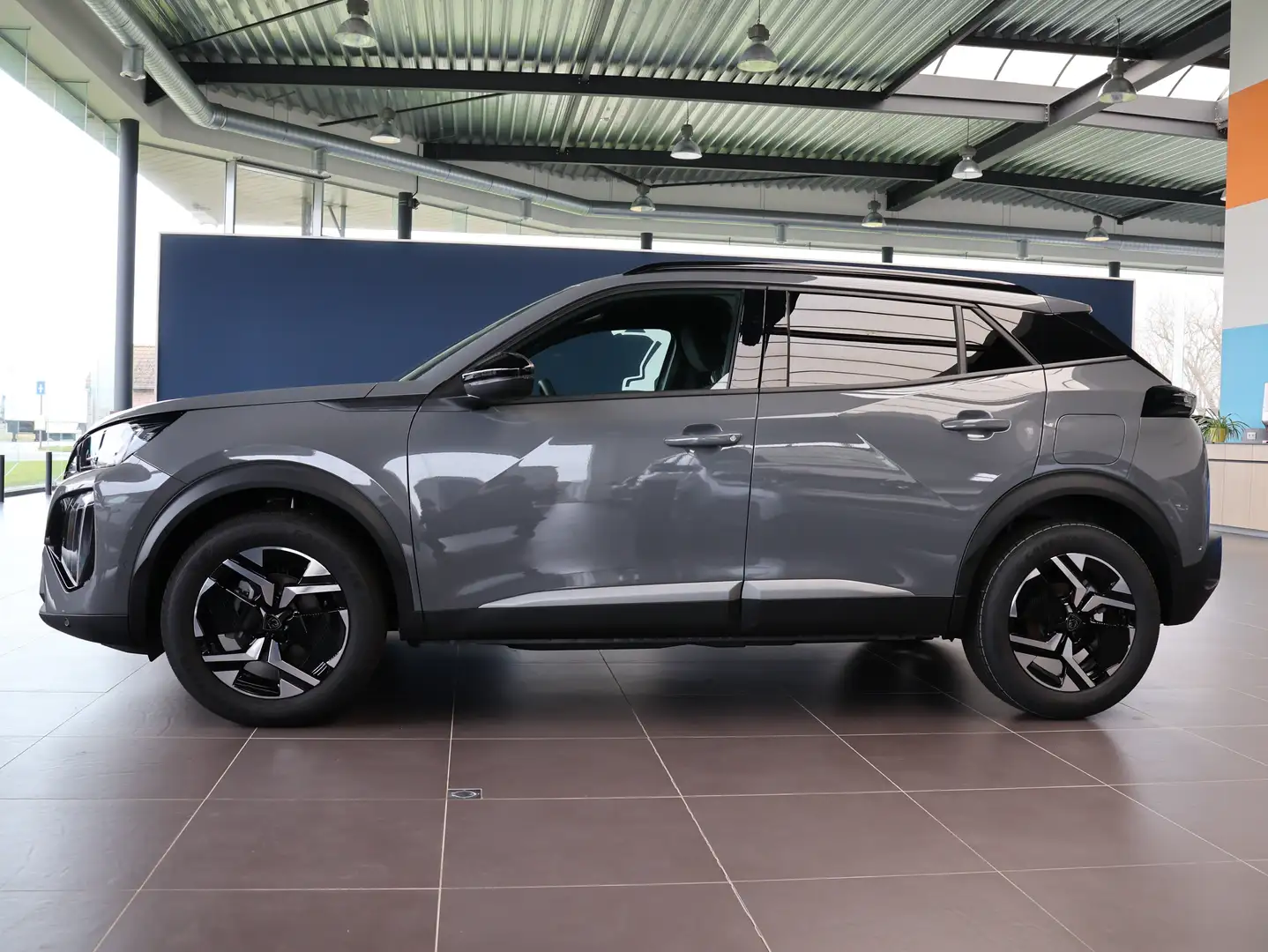 Peugeot 2008 ALLURE 130 EAT8 DEMO 0KM! Grijs - 2