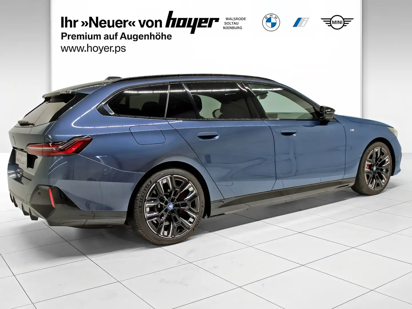 BMW i5 M60 xDrive Touring Sportpaket Head-Up DAB Or - 2