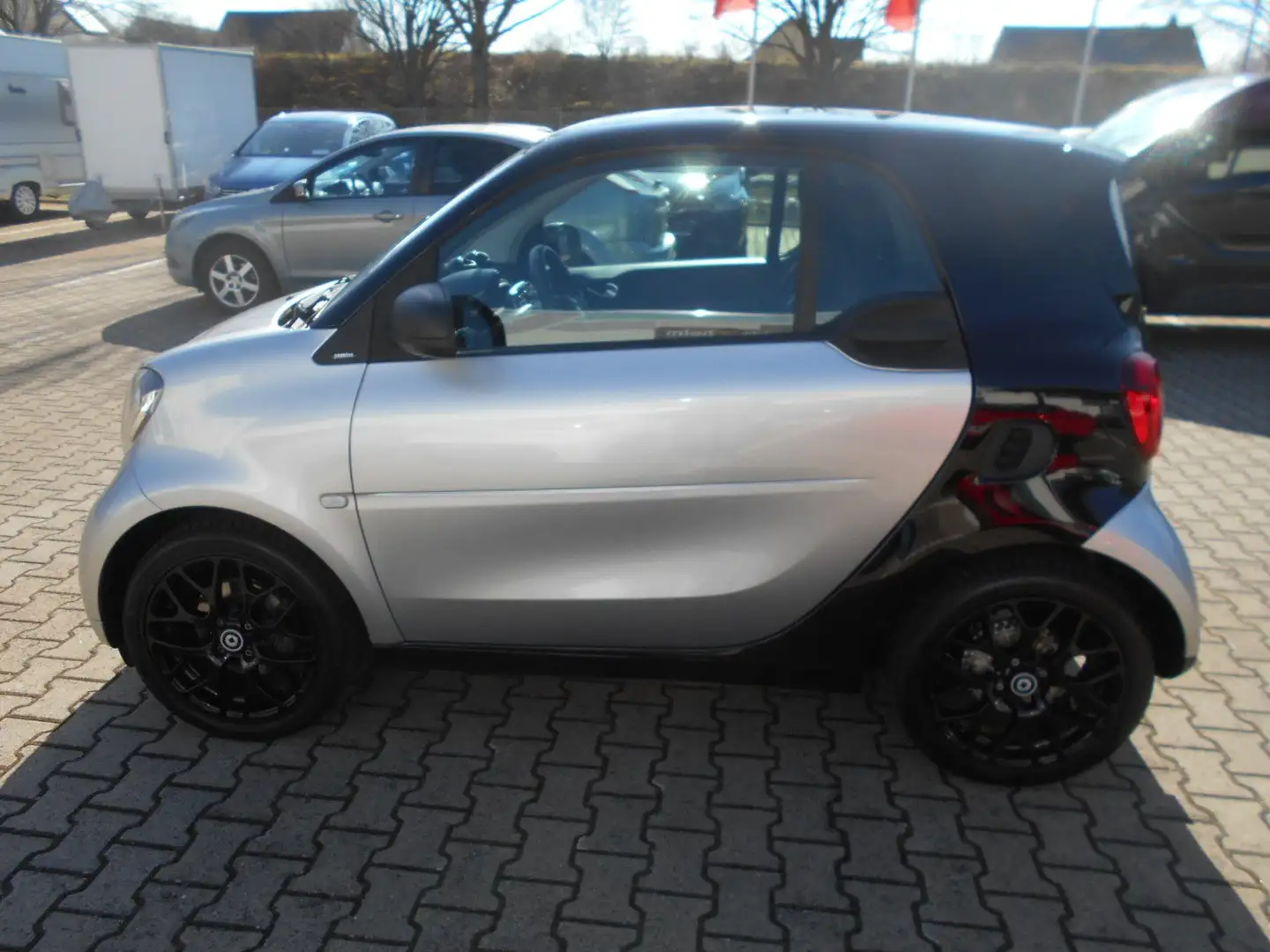 smart forTwo Coupe twinamic passion/Glasdach/Alu/Tempomat/ESP Silber - 1