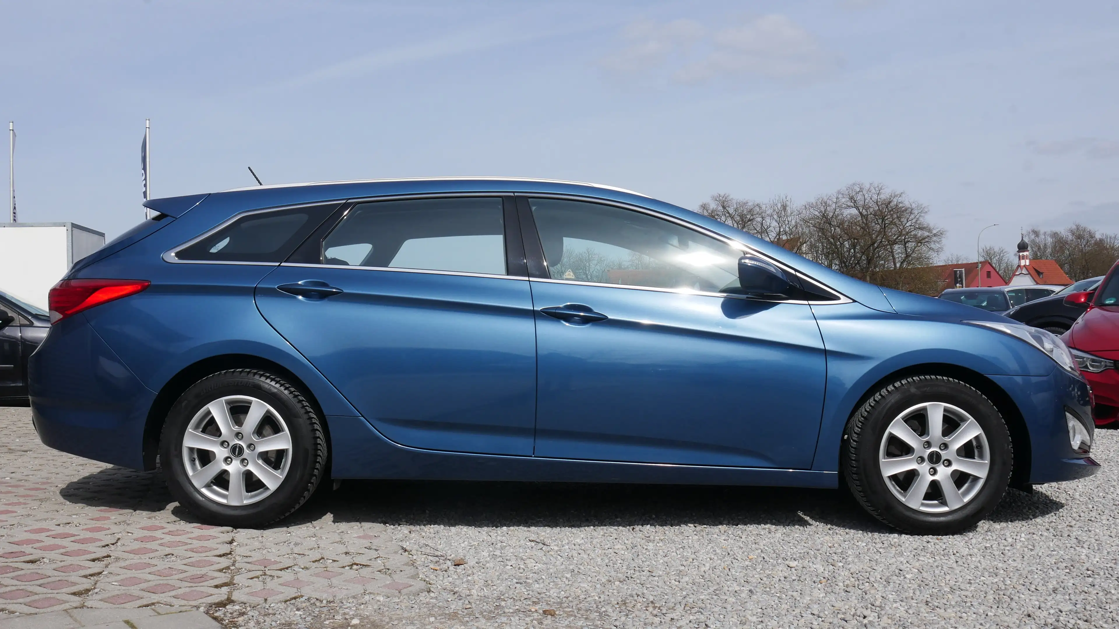 Hyundai i40 1.6 Scheckheftgepflegt TÜV neu Klimaanlage BT — photo 2