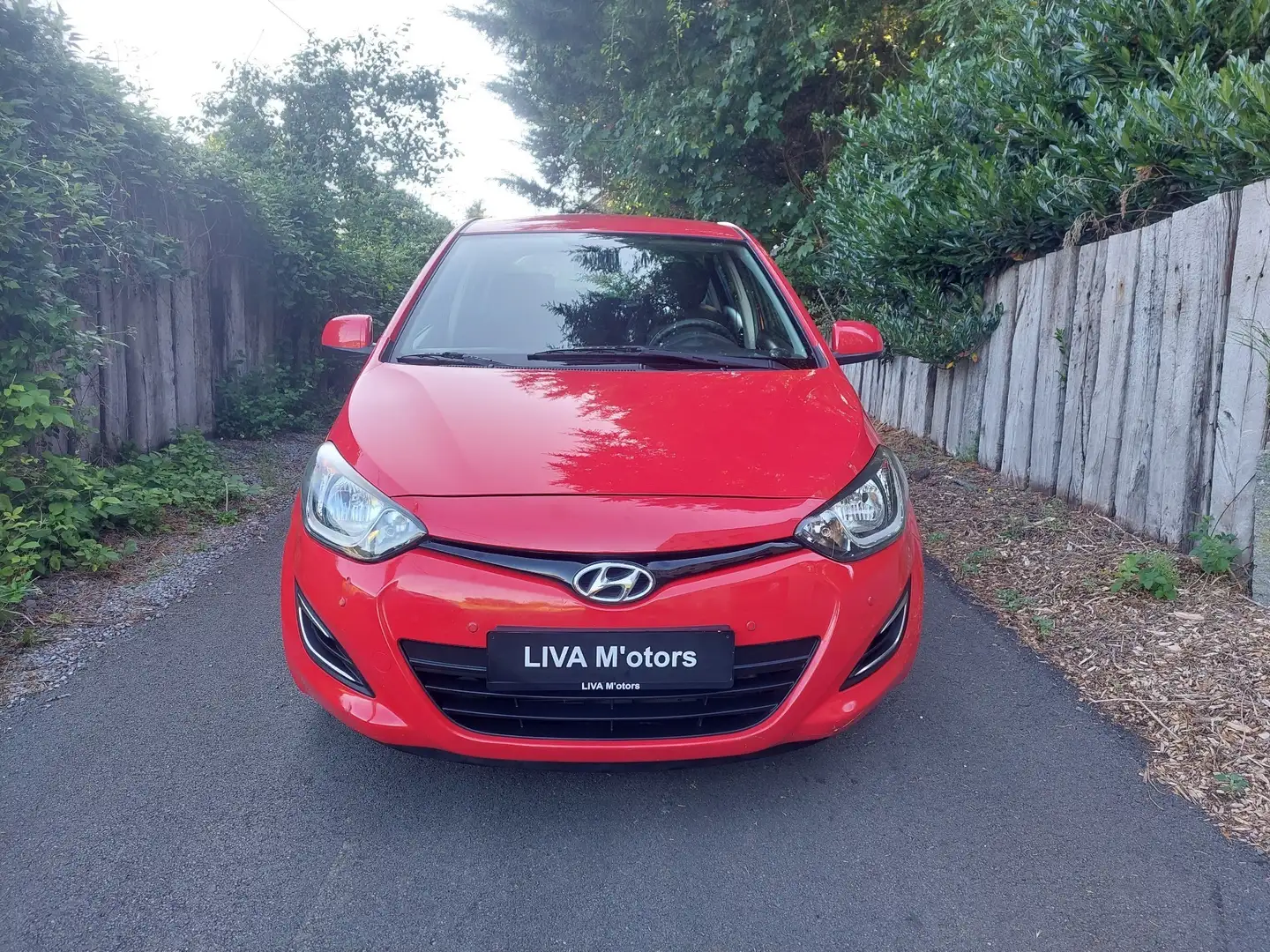 Hyundai i20 i20 1.2i Comfort * Euro 5 * Garantie 12 Mois * Rouge - 2