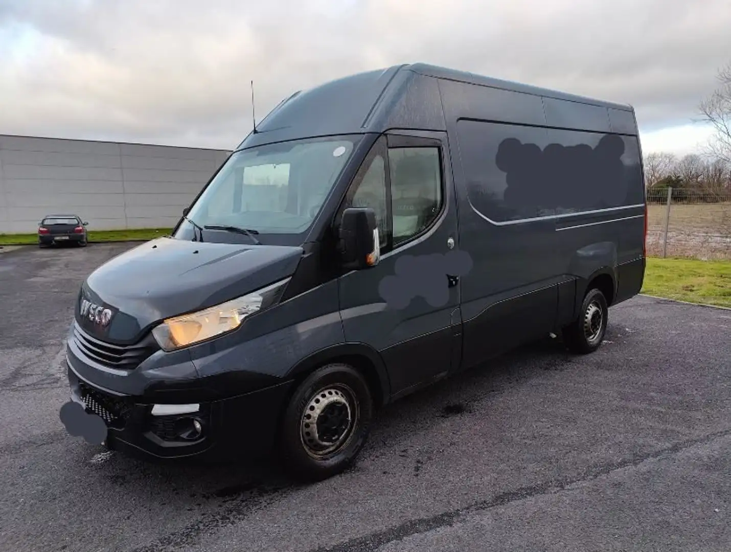 Iveco Daily 50 C 17 V Cool Gris - 2
