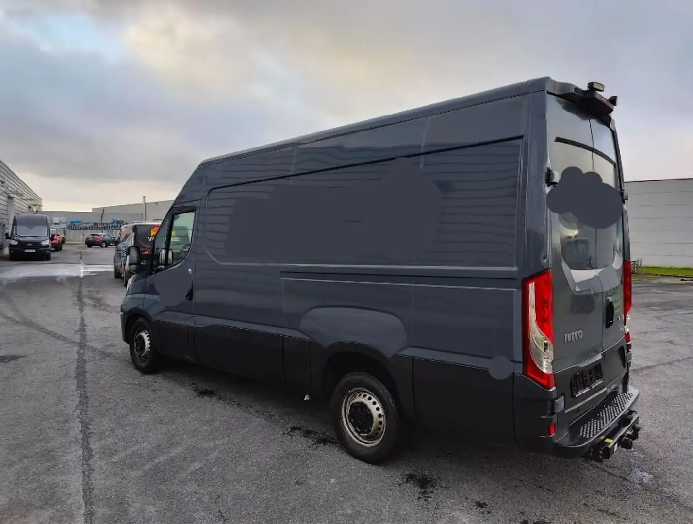 Iveco Daily 50 C 17 V Cool Grijs - 1