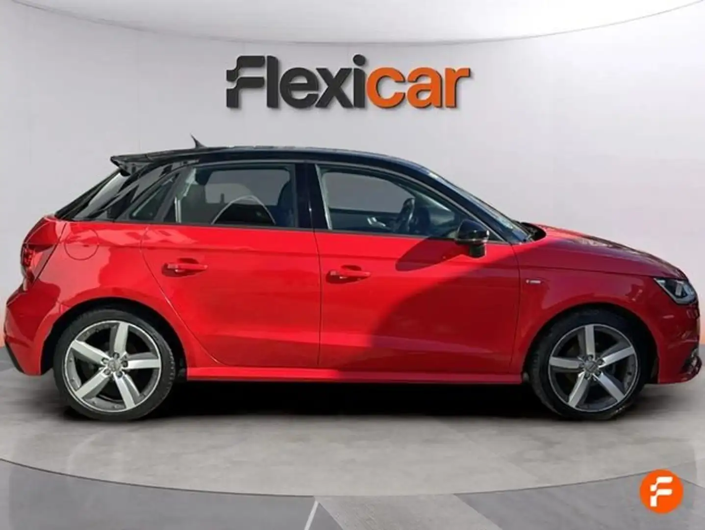 Audi A1 Adrenalin 1.0 TFSI 70kW (95CV) Sportback Rojo - 2