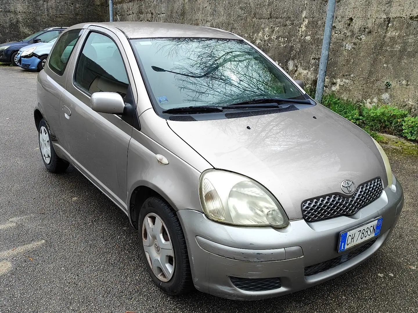 Toyota Yaris 3p 1.0 - 1