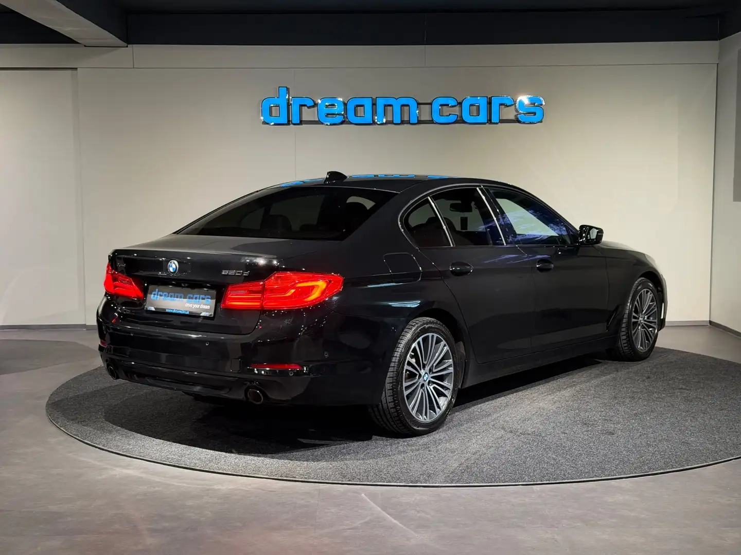 BMW 520 xd / Head Up / Display Key / Gestiksteuerung / Vo Zwart - 2