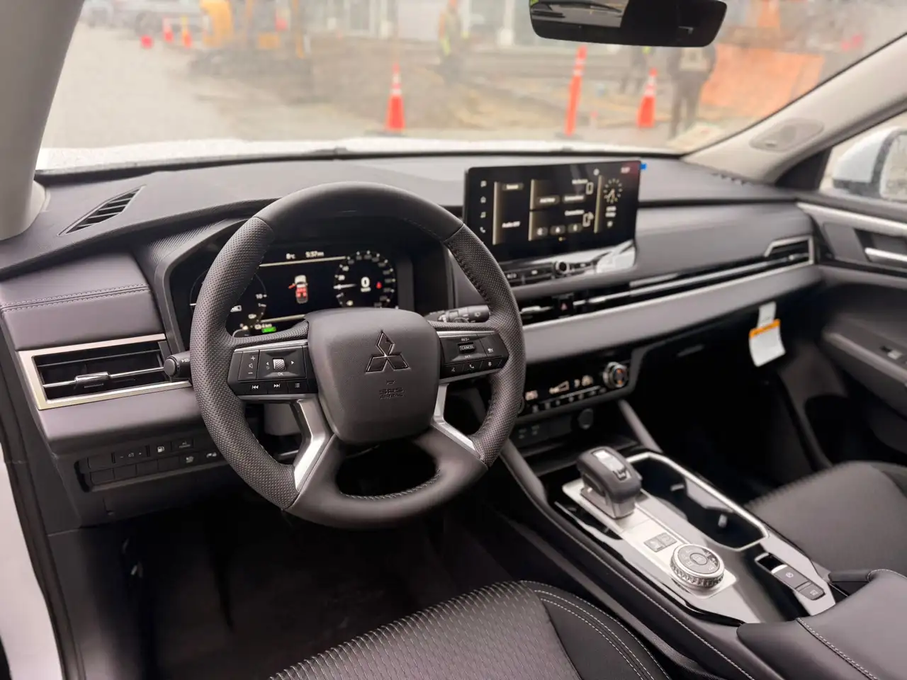 Mitsubishi Outlander снимка Mitsubishi Outlander
