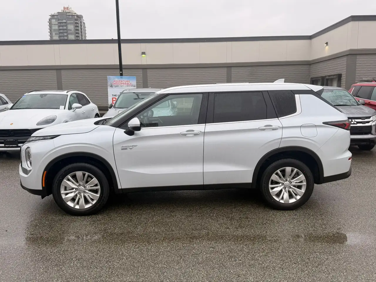 Mitsubishi Outlander снимка Mitsubishi Outlander