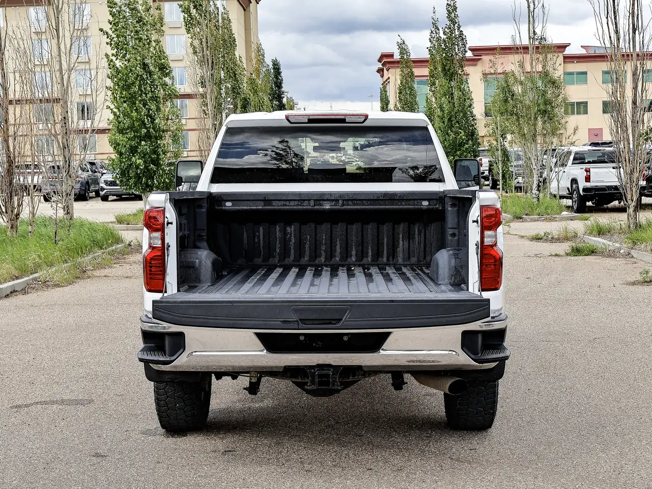 Chevrolet Silverado 2500 photo Chevrolet Silverado 2500