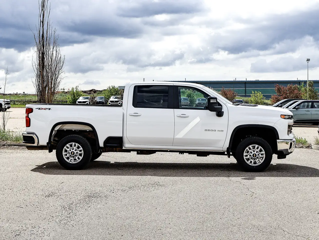 Chevrolet Silverado 2500 photo Chevrolet Silverado 2500