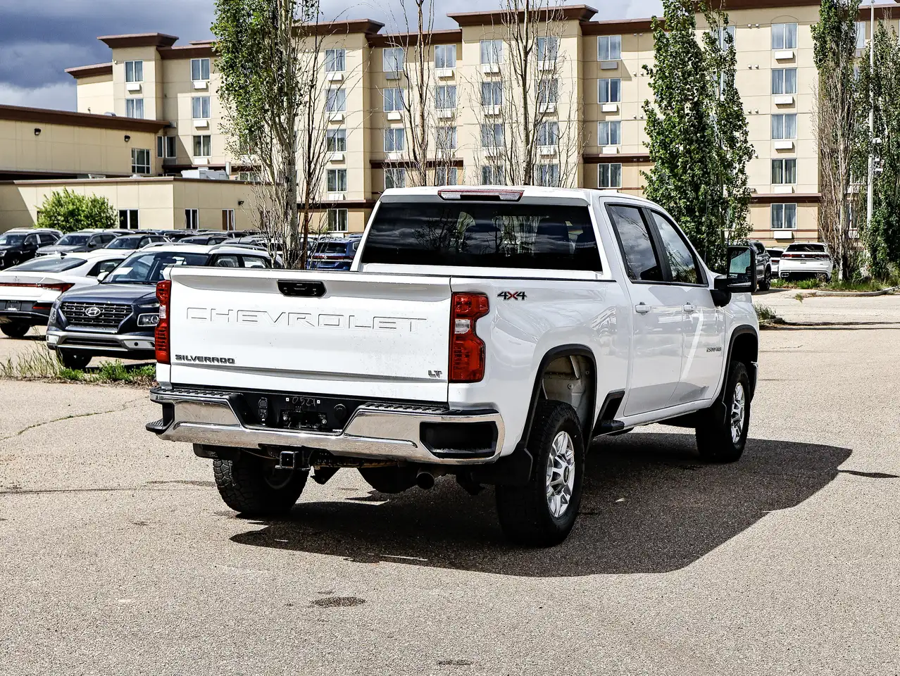 Chevrolet Silverado 2500 photo Chevrolet Silverado 2500