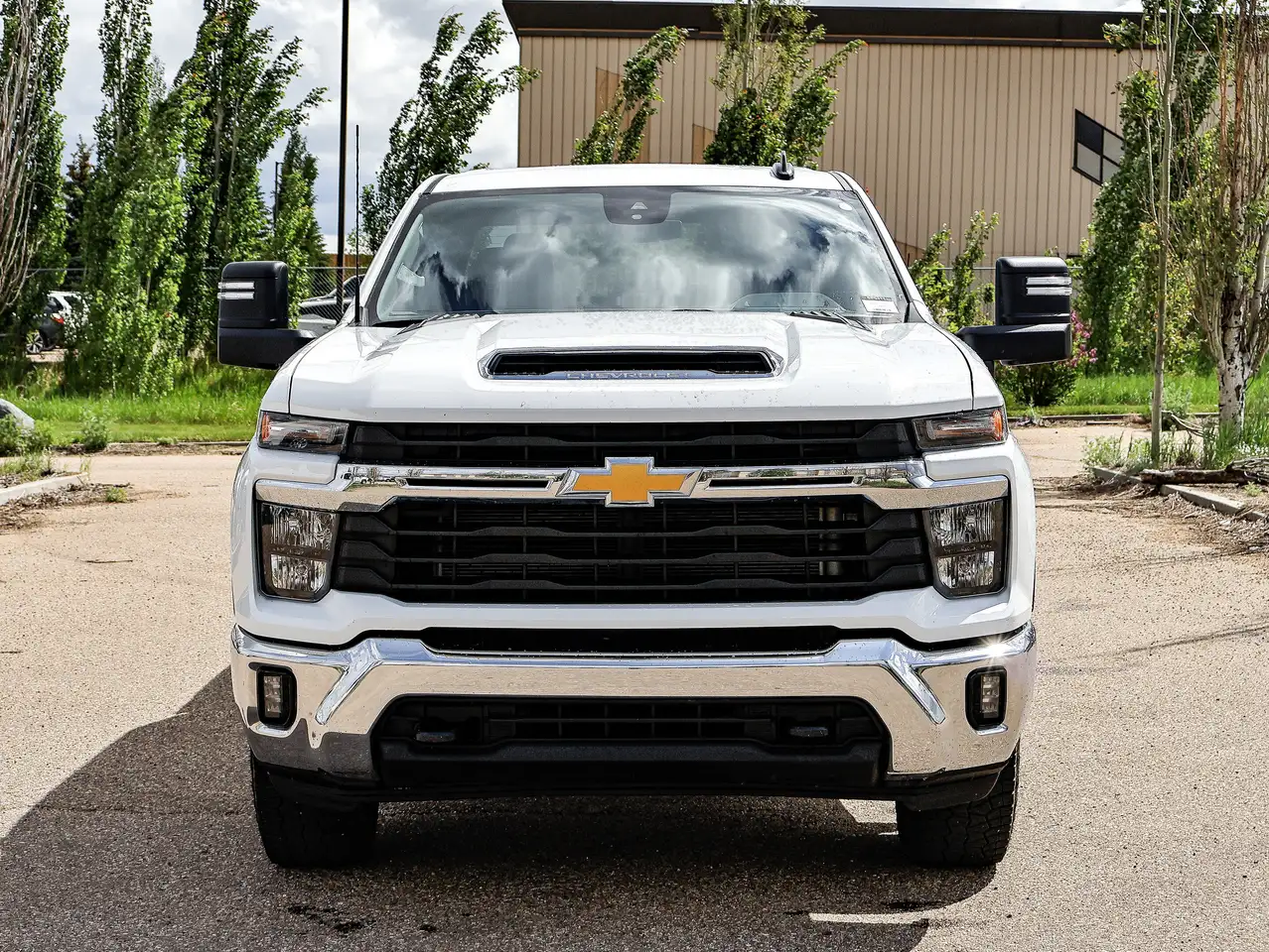 Chevrolet Silverado 2500 photo Chevrolet Silverado 2500