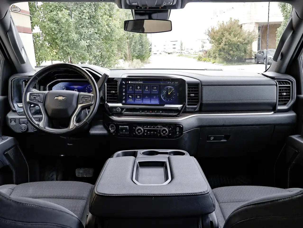Chevrolet Silverado 2500 photo Chevrolet Silverado 2500