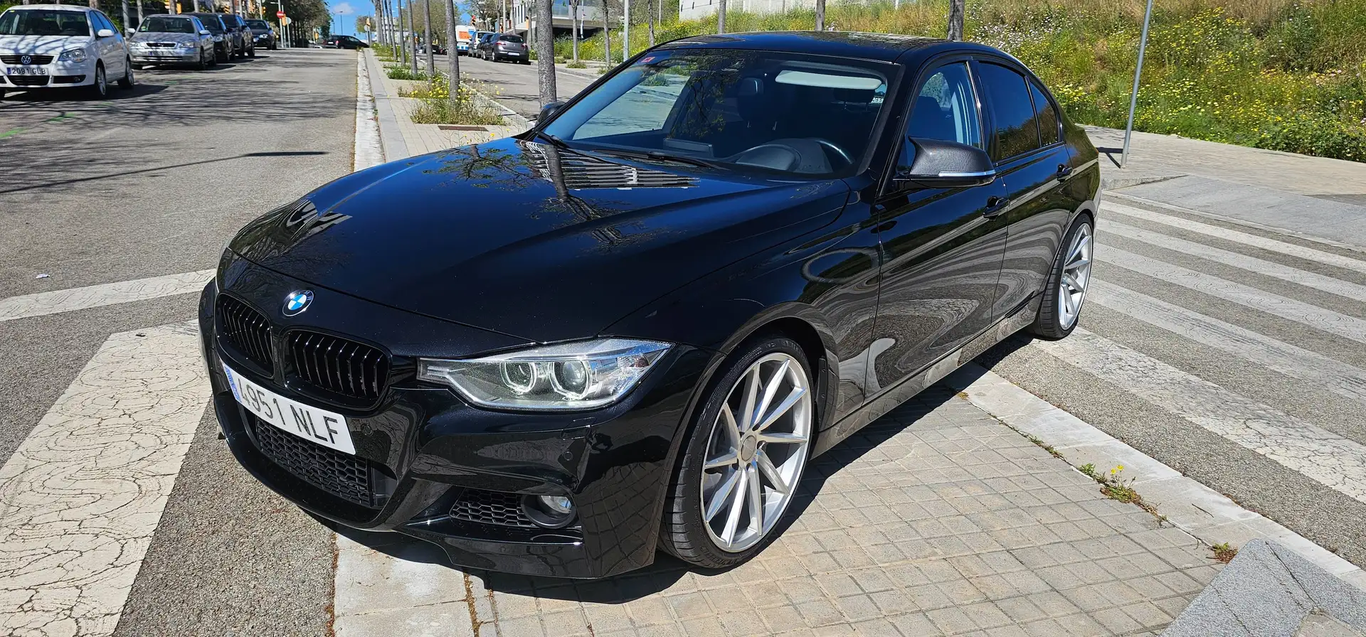 BMW 335 335iA Negro - 1