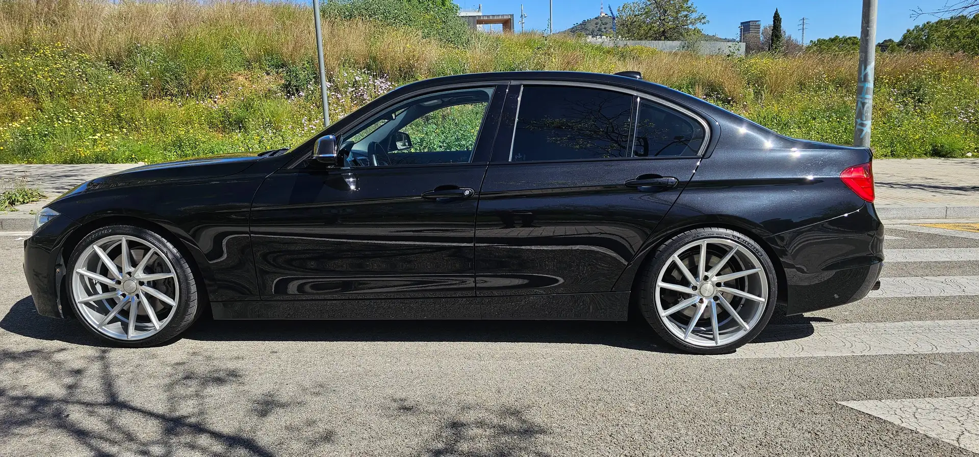 BMW 335 335iA Negro - 2