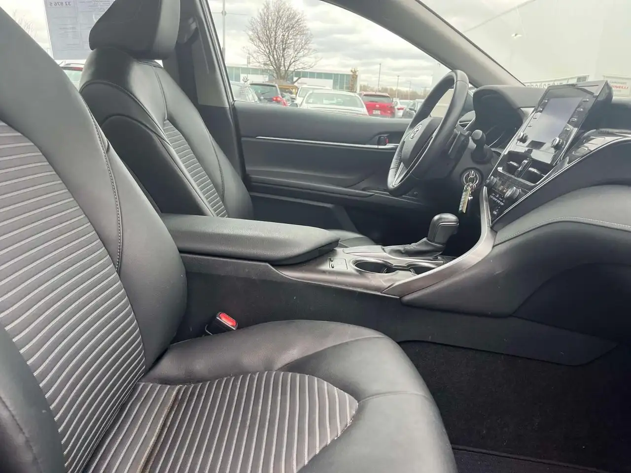 Toyota Camry снимка Toyota Camry