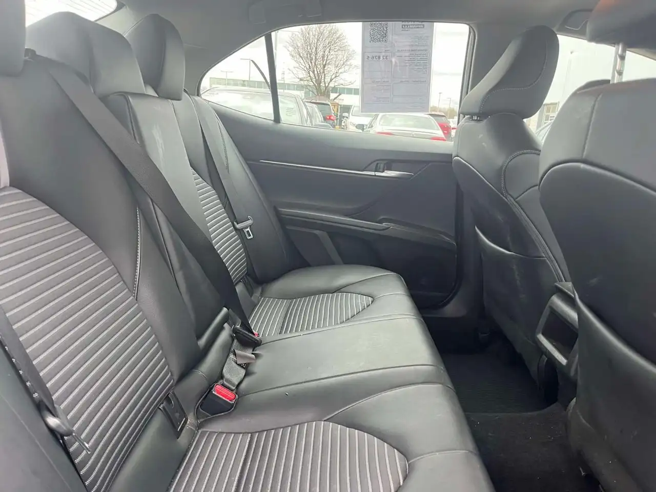 Toyota Camry снимка Toyota Camry