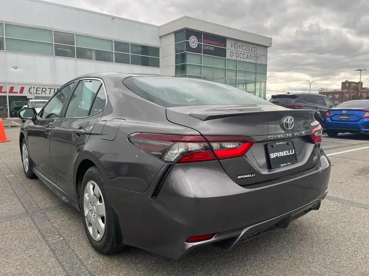 Toyota Camry снимка Toyota Camry