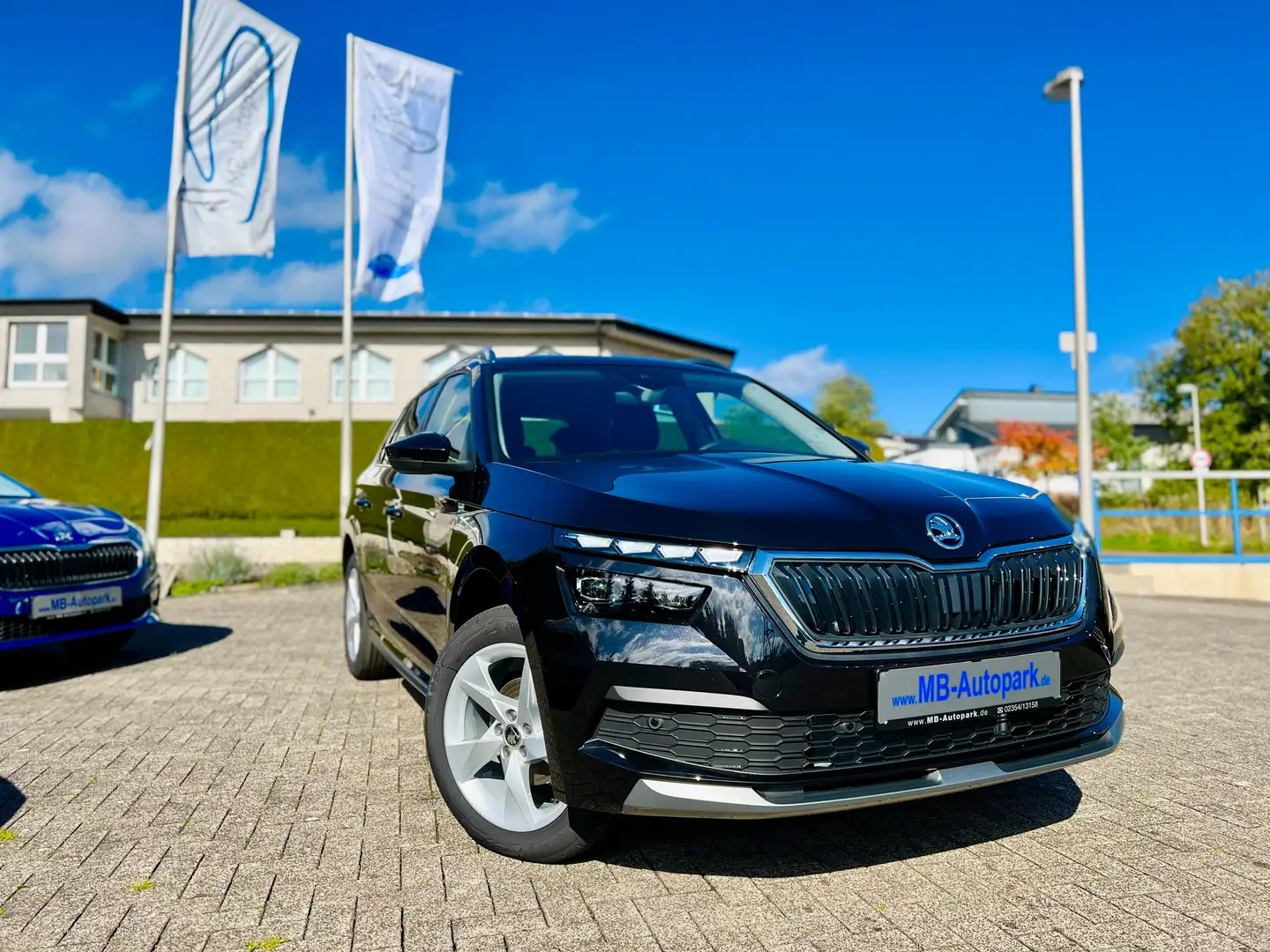 Skoda Kamiq Style*150PS*Kamera*beheizbares Lenkrad*5JahreGaran Schwarz - 1