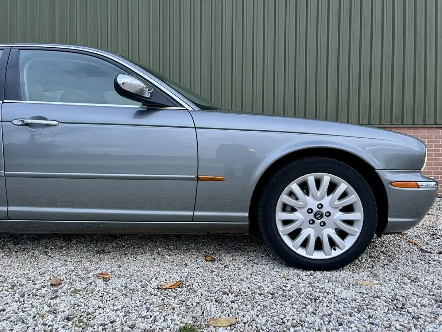 Jaguar XJ 3.5 V8 Executive Gris - 2