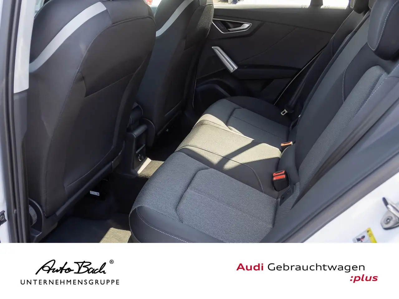 Audi Q2 advanced 35TFSI Stronic LED GRA EPH DAB CarPl, миниатюра 16
