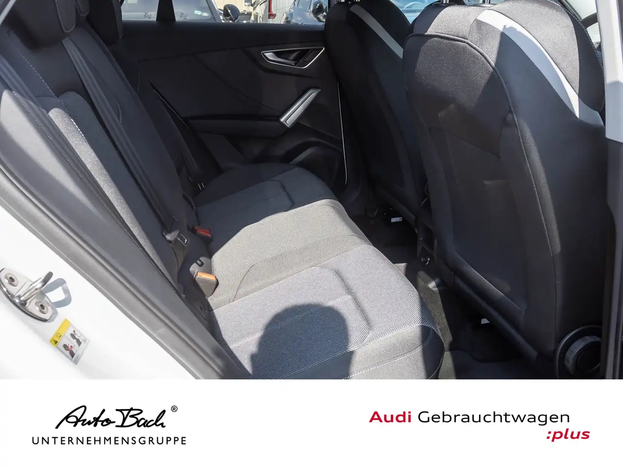 Audi Q2 advanced 35TFSI Stronic LED GRA EPH DAB CarPl, миниатюра 19