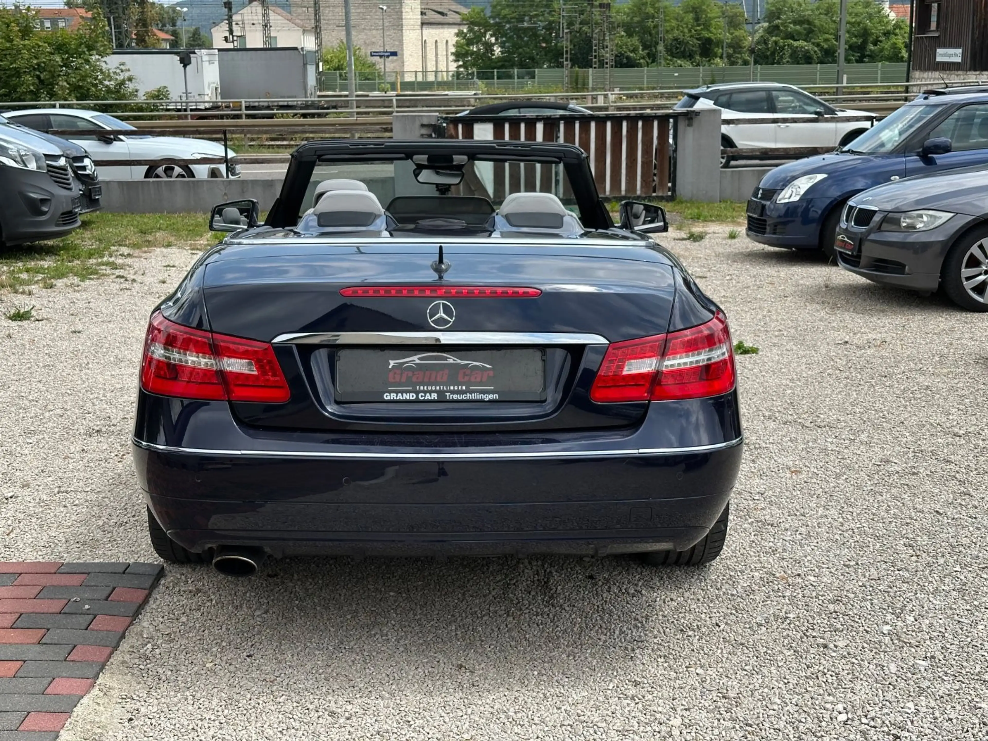 Mercedes-Benz E 250 E Cabrio E 250 CGI BlueEfficiency — photo 7
