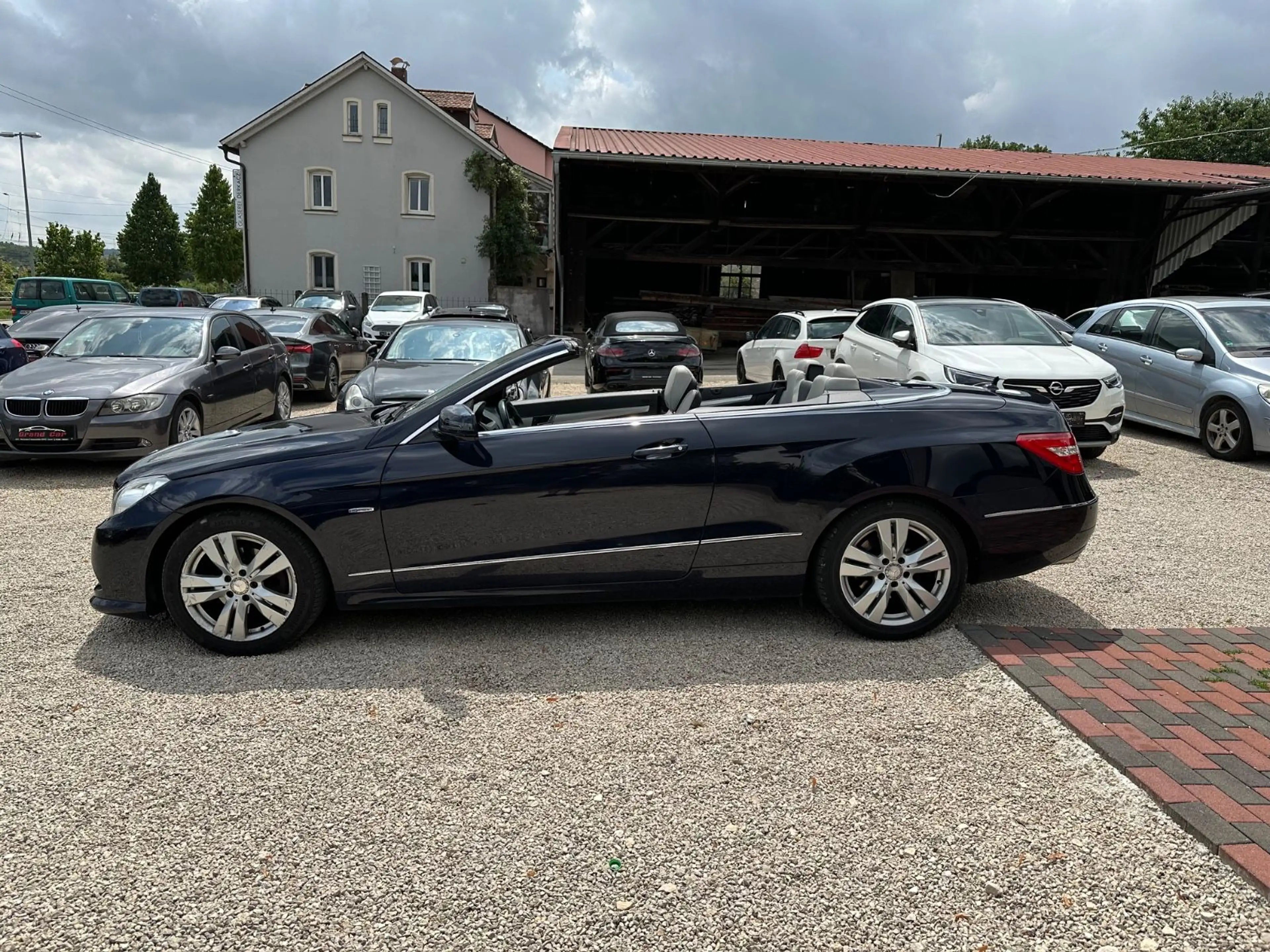 Mercedes-Benz E 250 E Cabrio E 250 CGI BlueEfficiency — photo 9