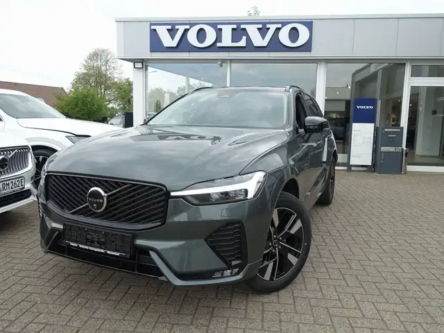 Volvo XC60 Plus Dark B5 AWD/360°/Pano/H&K/BLIS/Head Up