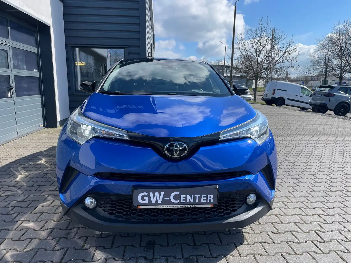 Toyota C-HR Style Selection-JBL - Naivagtion - LED-Blis Bleu - 2