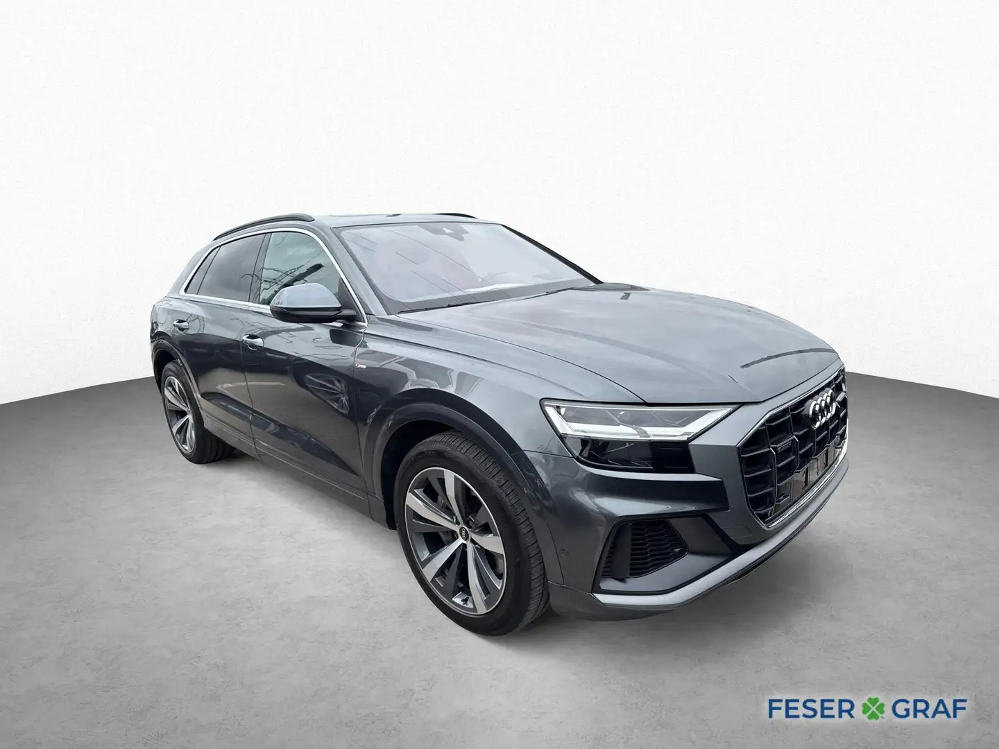 Audi Q8 55 TFSI e - S line - AHK - PANORAMA - B&O Gris - 2