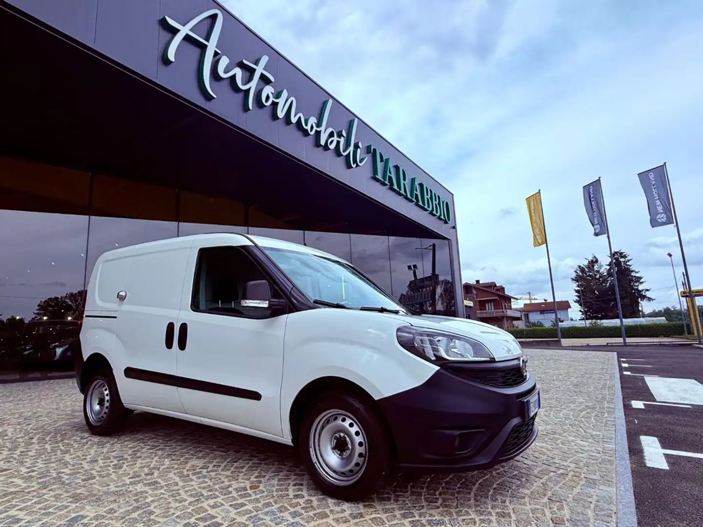 Fiat Doblo CARGO 1.6 M.JET - KM 79.000 - NAVI - CLIMA Bianco - 1