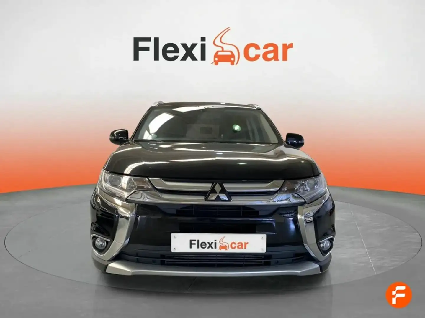 Mitsubishi Outlander 220 DI-D Motion 2WD 7 Plazas Negro - 2