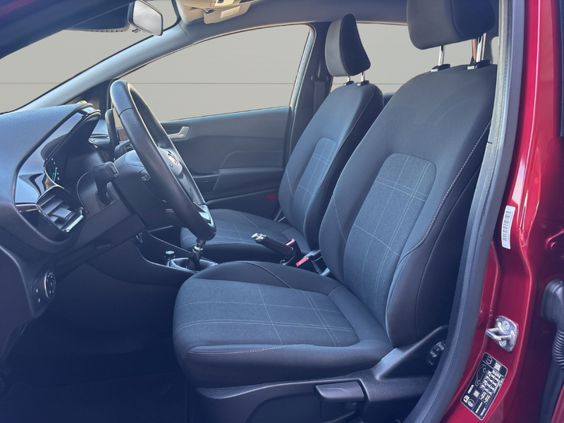 Ford Fiesta Cool & Connect +Sitzhzg+Lenkradhzg+Klima+PDC+Allwe — photo 6