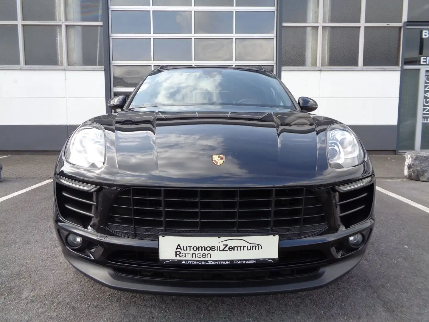 Porsche Macan S Diesel 2.HD*PANO*19ZOLL*14WEGE*S-HEFT* Schwarz - 2