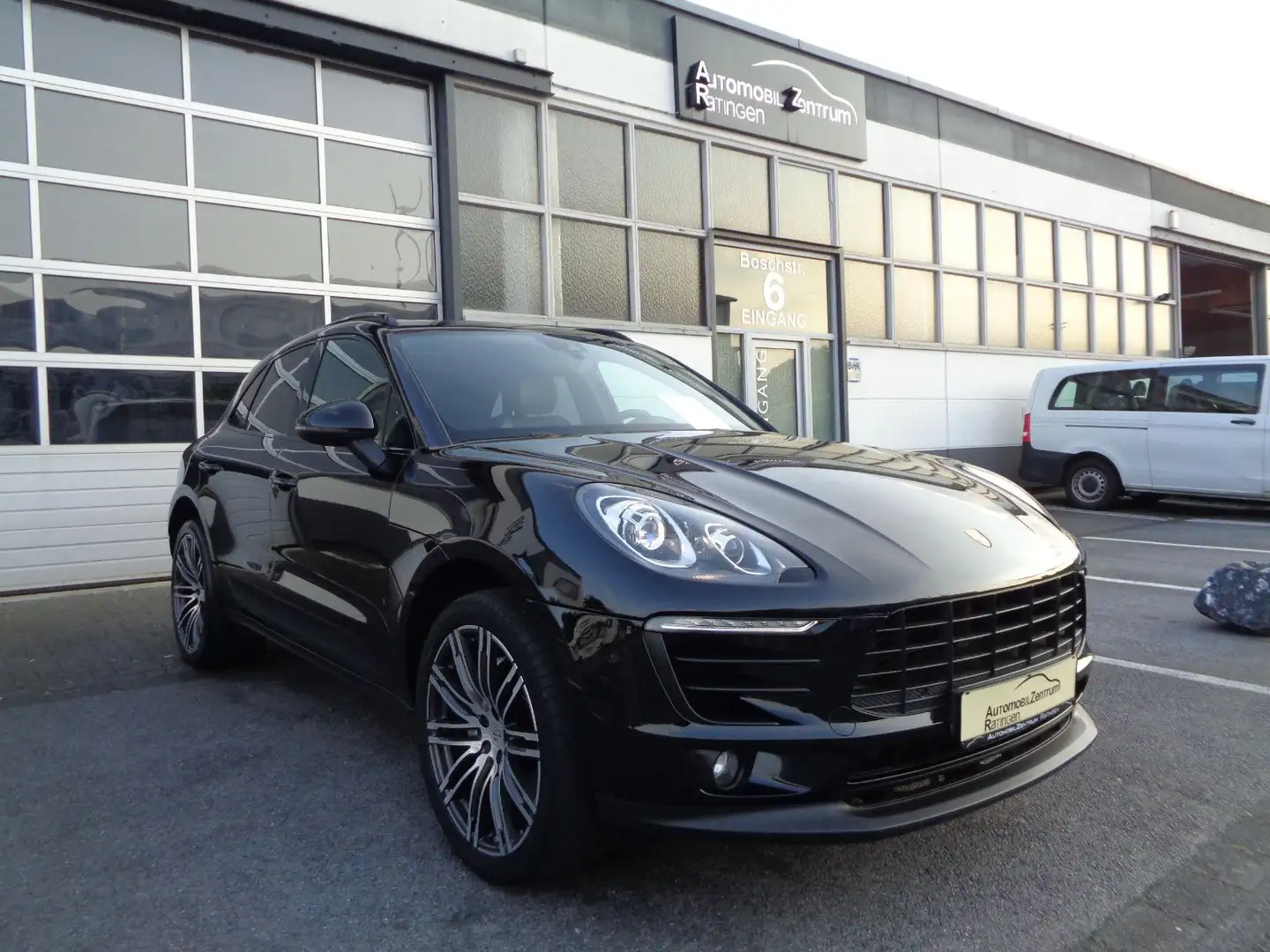 Porsche Macan S Diesel 2.HD*PANO*21ZOLL*14WEGE*S-HEFT* Schwarz - 1