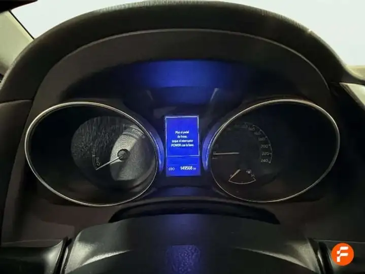 Toyota Auris 2018, foto 10