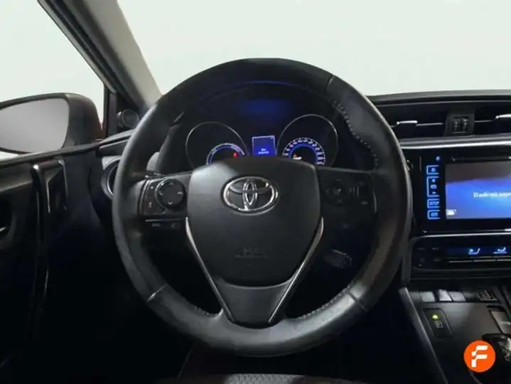 Toyota Auris 2018, foto 11