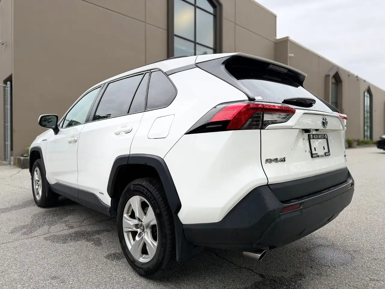 Toyota RAV 4 photo Toyota RAV 4