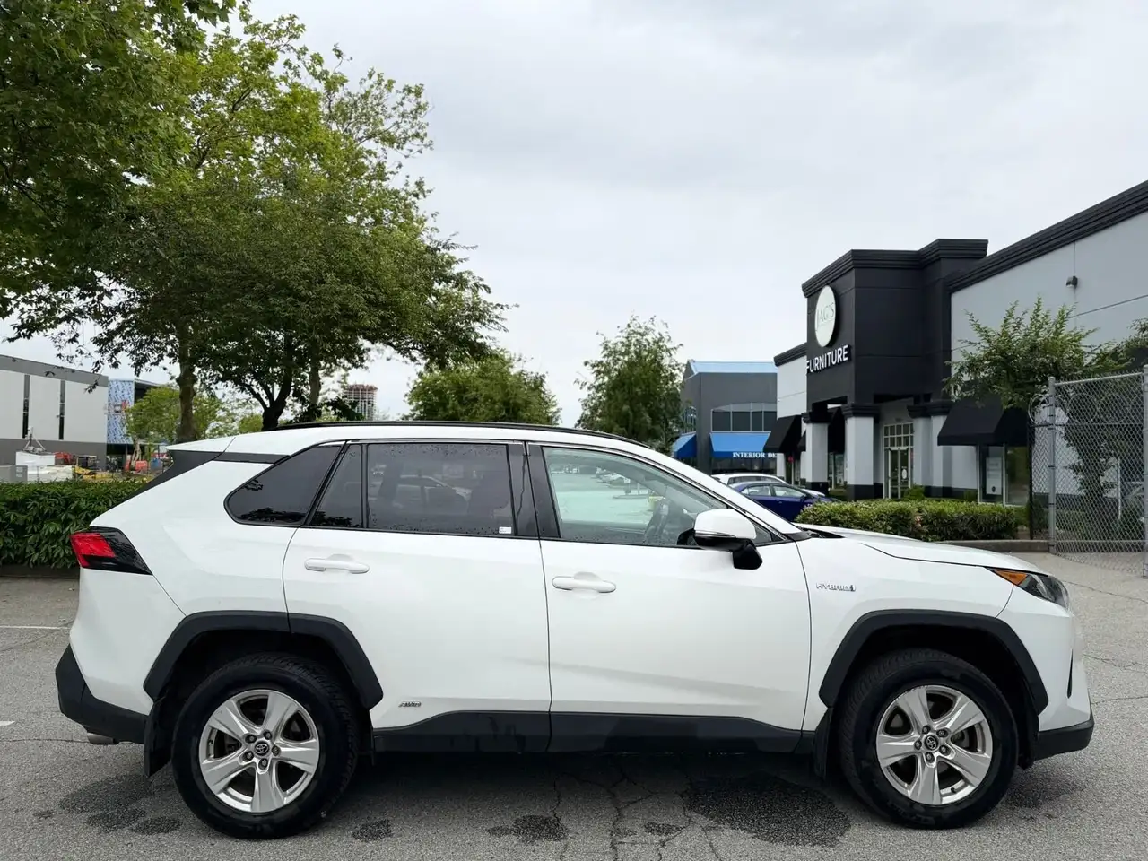 Toyota RAV 4 photo Toyota RAV 4