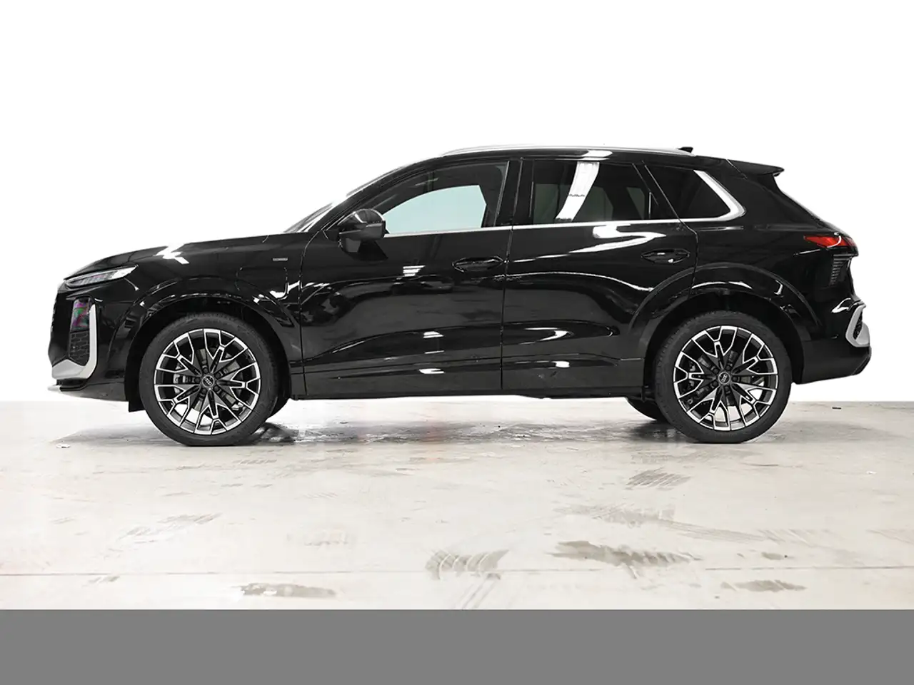 Audi Q3 SUV e-hybrid s tronic AHK TECH PAKET LED LM20 3